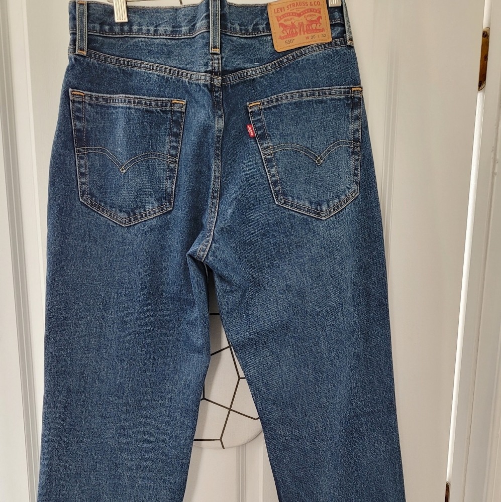 Levi 550 Size 30x32